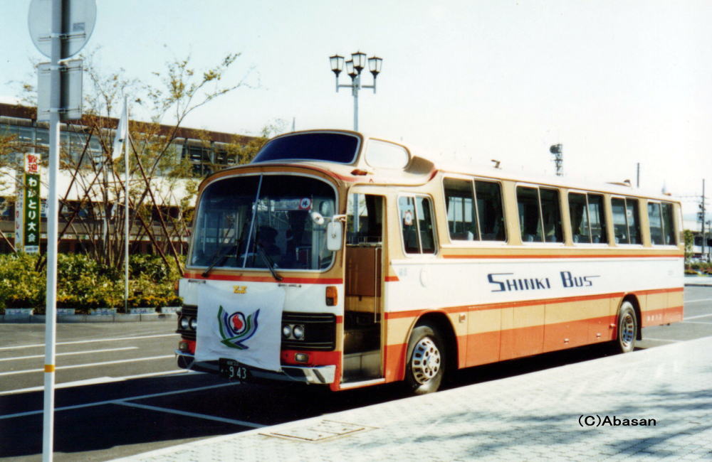 姫路22あ・943