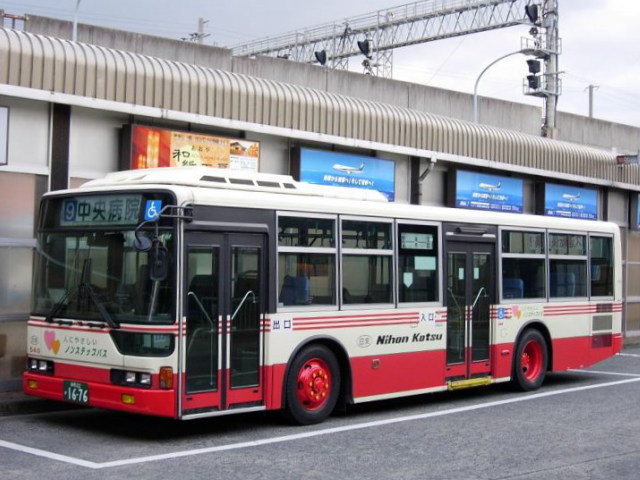 鳥取22か1676（日交540）