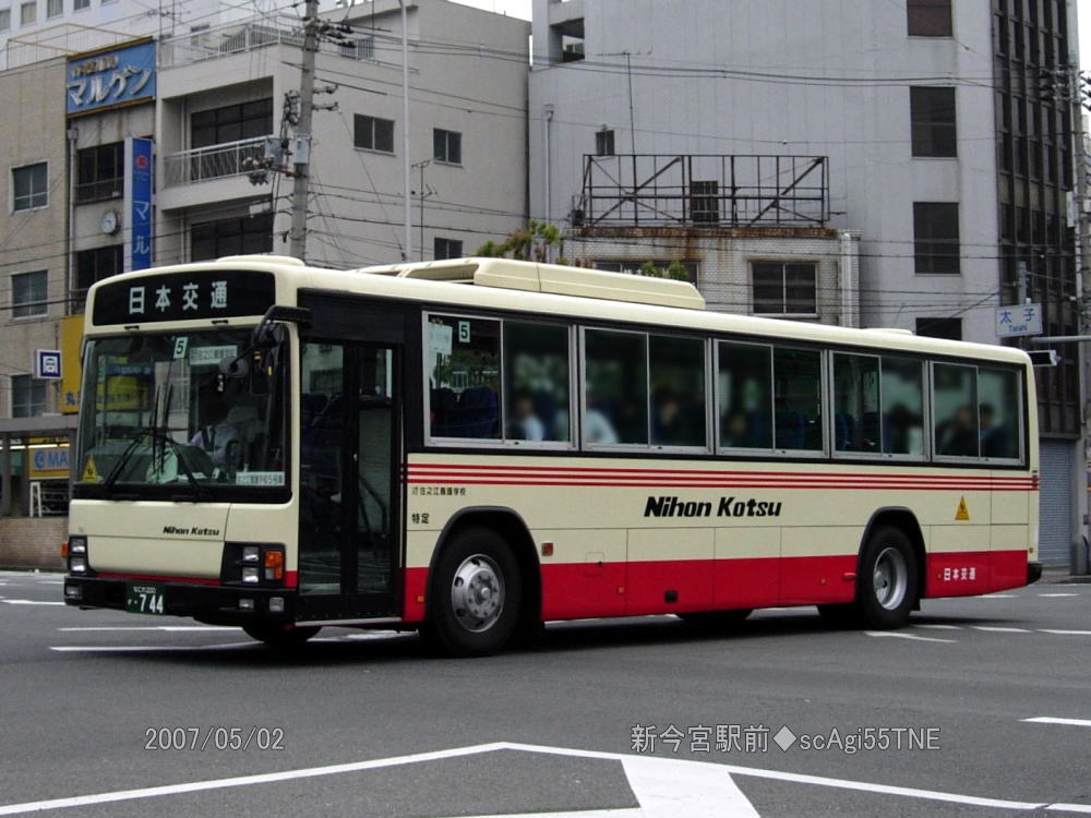 なにわ200か・744(日交761)
